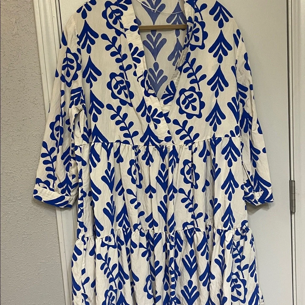 Zara Blue Floral Print Cream Dress - Picture 3 of 3